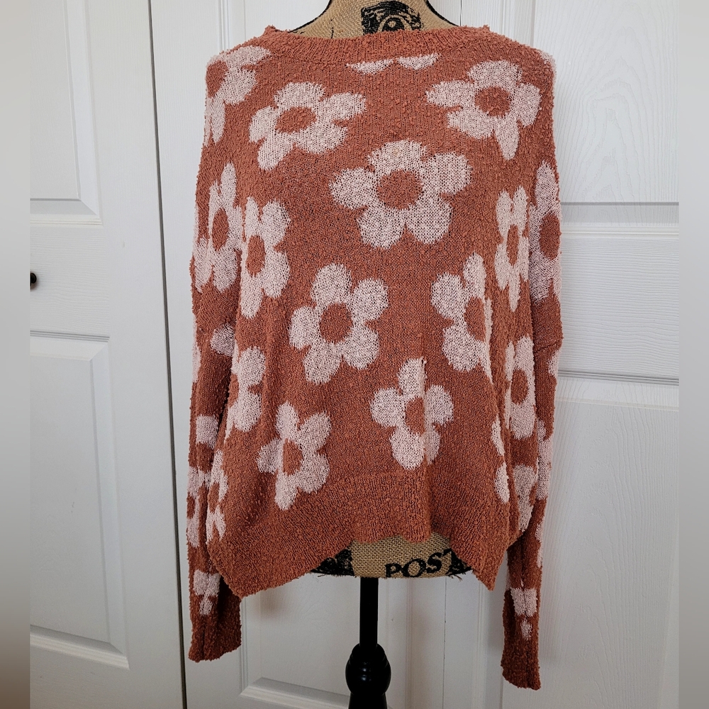 🌼 Gilli Floral Sweater